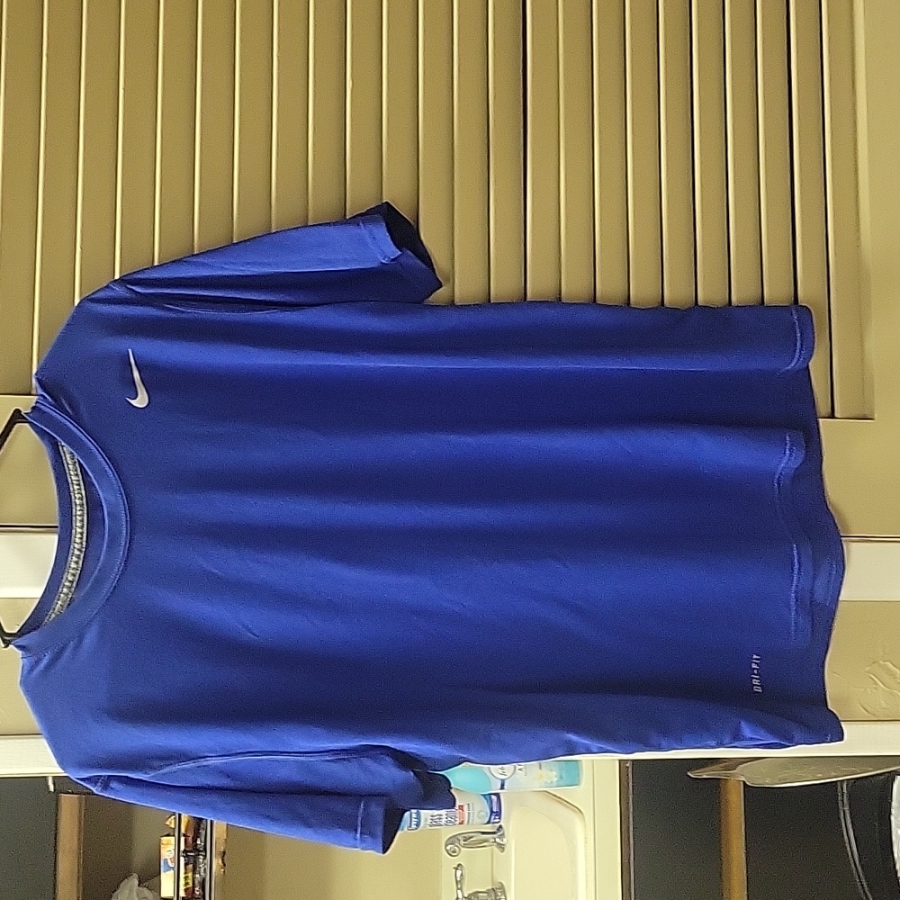 Nike dri-fit shirt blue